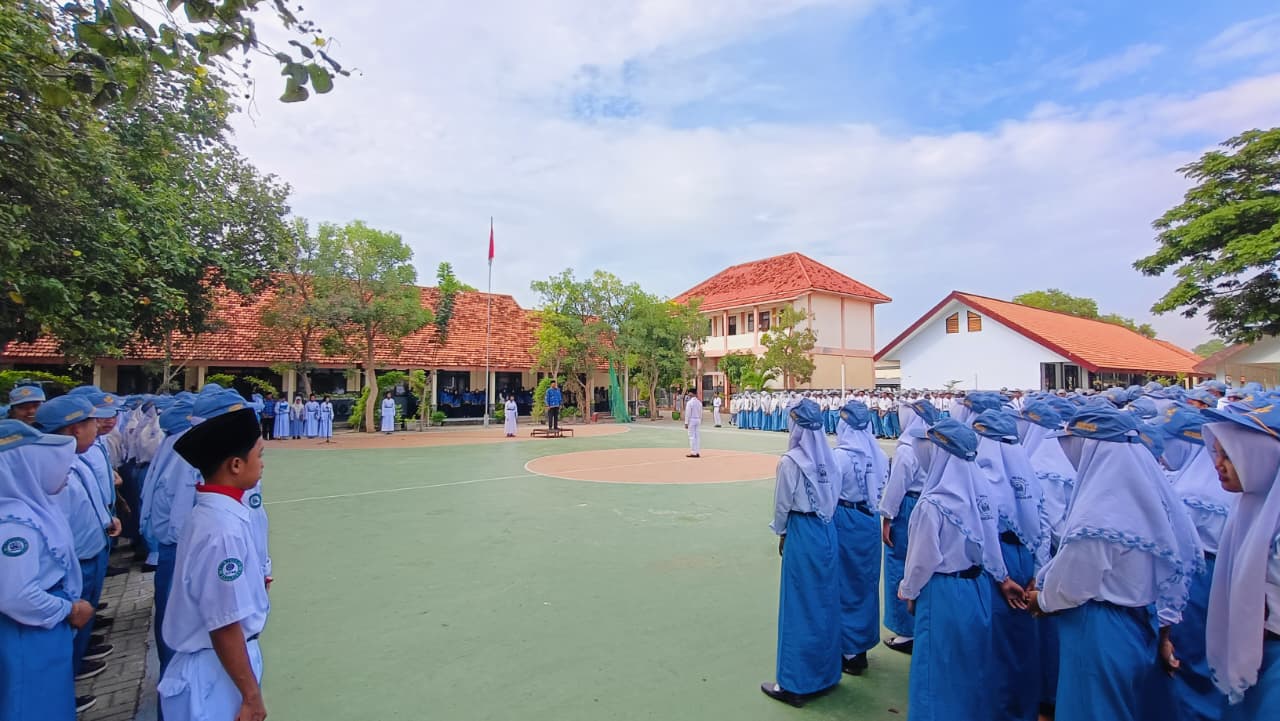 SMK Negeri 3 Bangkalan Gelar Upacara Peringatan Hari Sumpah Pemuda ke-97 Tahun 2025